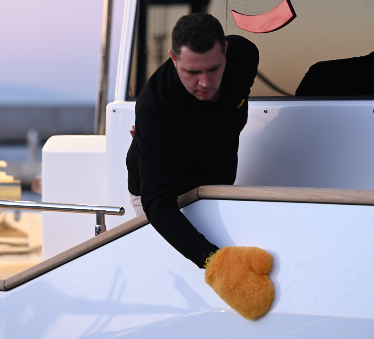 How to Clean Yachts and Boats?